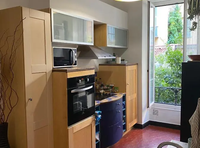 Cosy Blue アパート